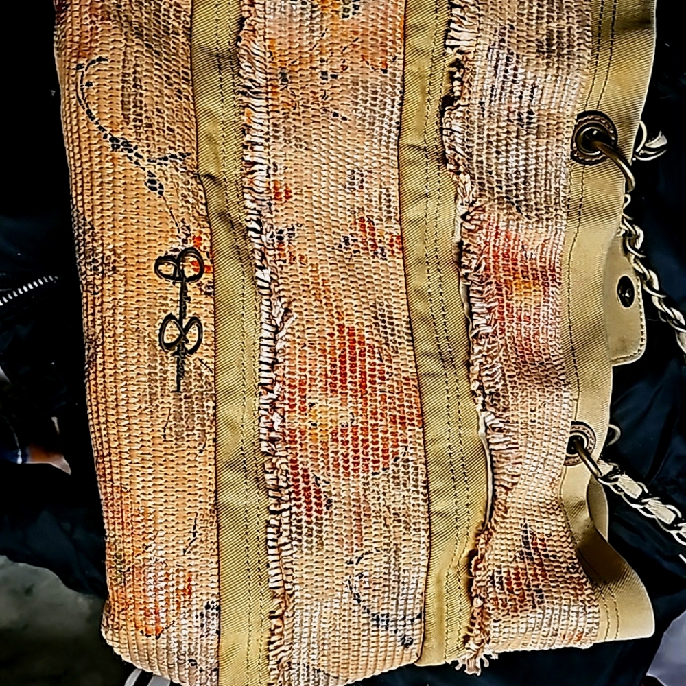 Jessica Simpson purse